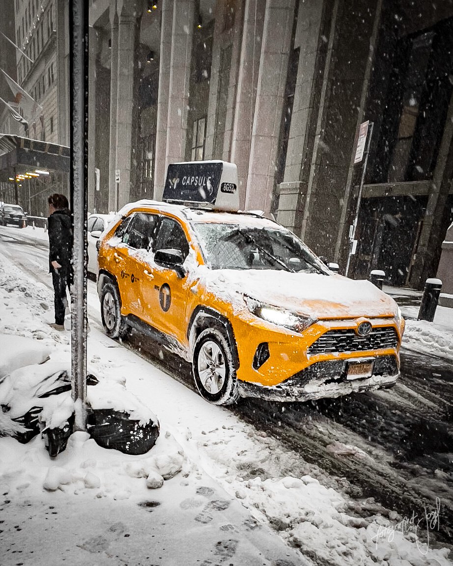 Taxi im Schneefall