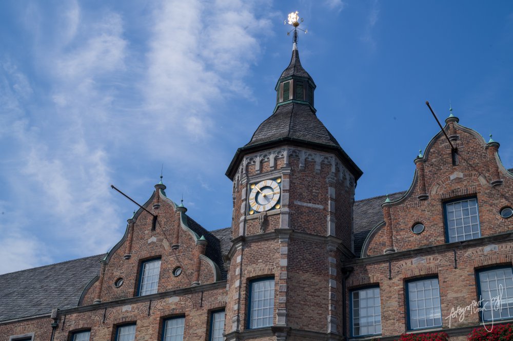 Turm des Düsseldorfer Rathauses