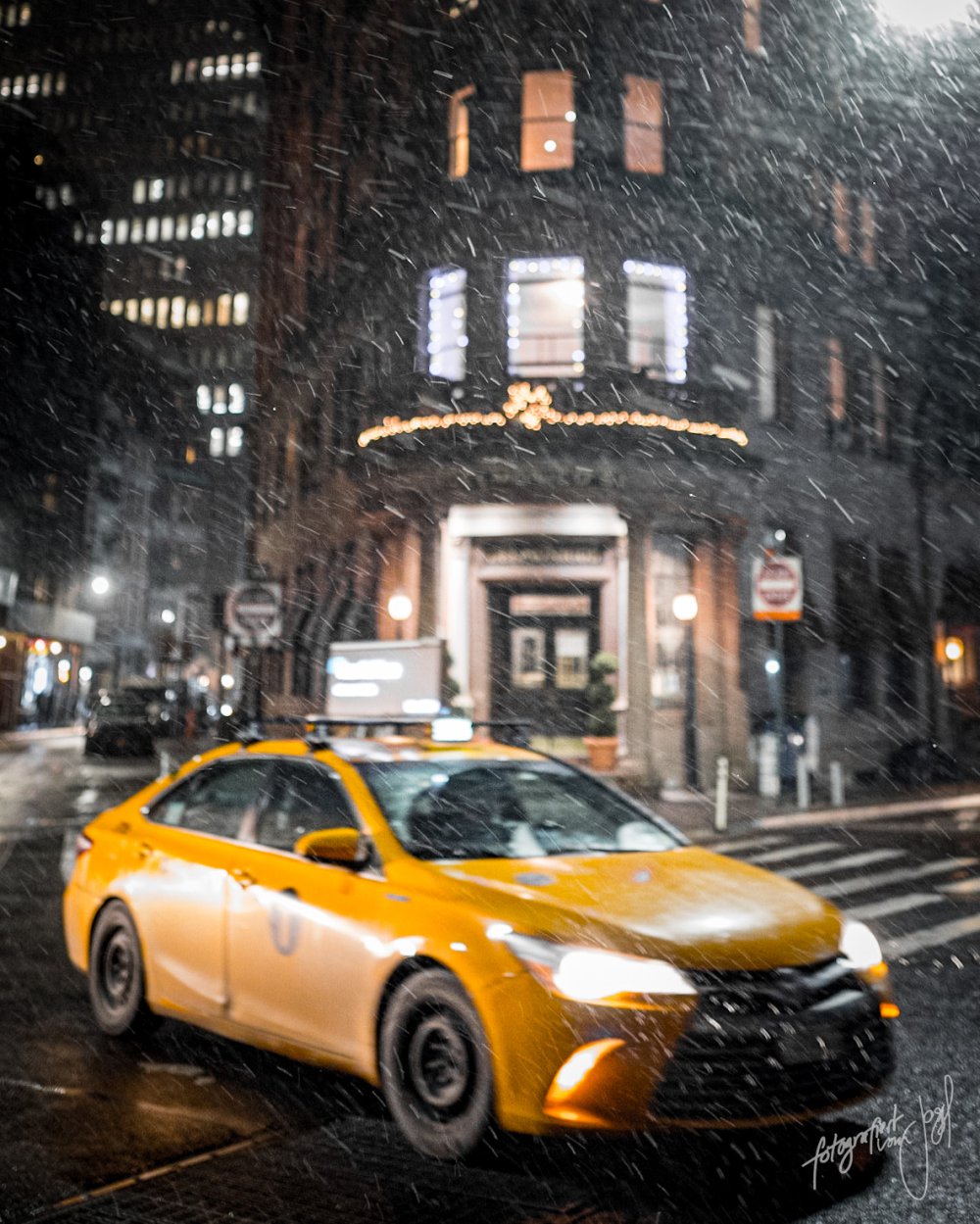 Taxi im Schneefall