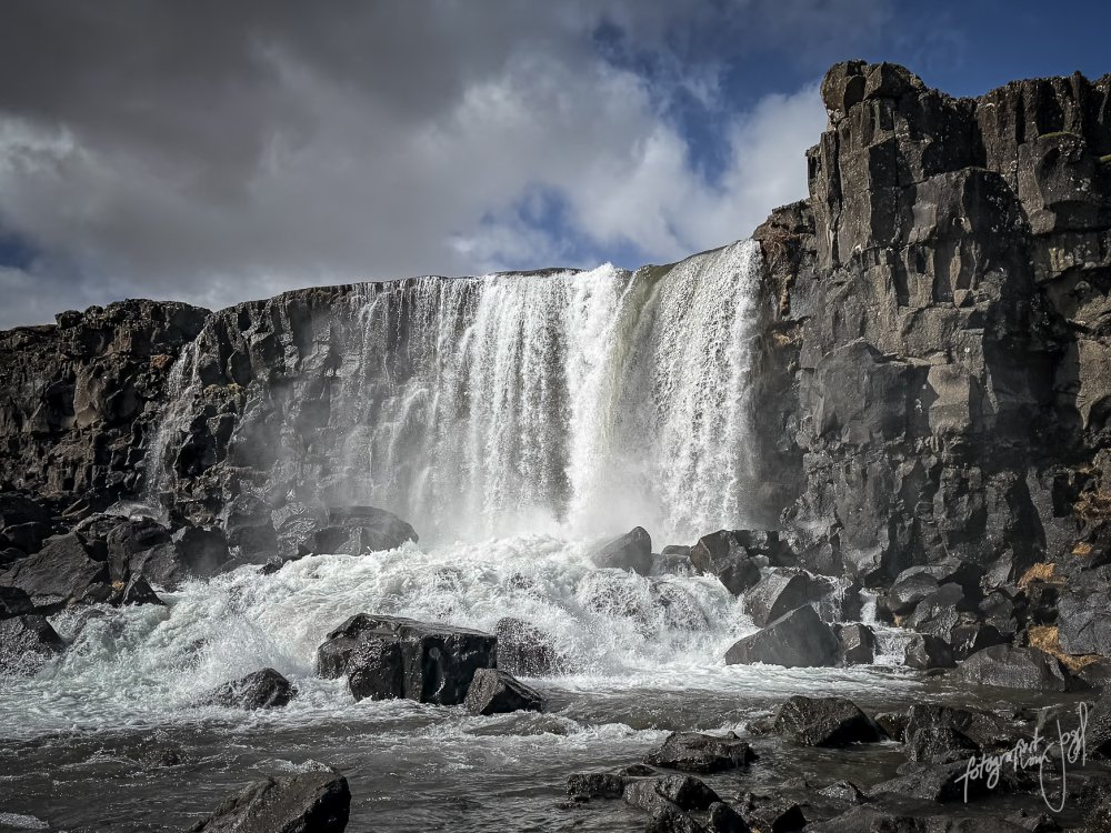 Öxarárfoss