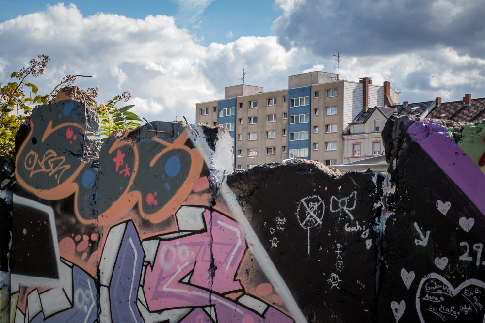 Graffiti auf Betonresten